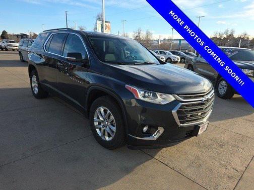 2021 Chevrolet Traverse LT Cloth