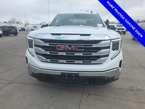 2023 GMC Sierra 1500 SLE