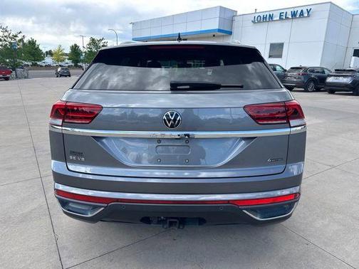 Gray 2023 Volkswagen Atlas Cross Sport 3.6L V6 SE w/Technology