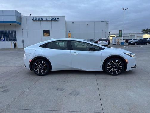 2025 Toyota Prius Plug-In Hybrid XSE