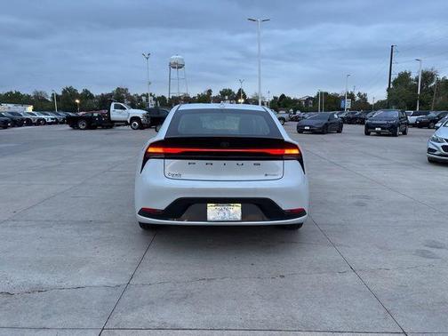2025 Toyota Prius Plug-In Hybrid XSE