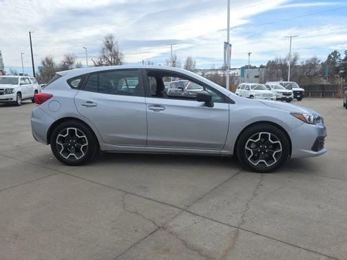 2022 Subaru Impreza Base