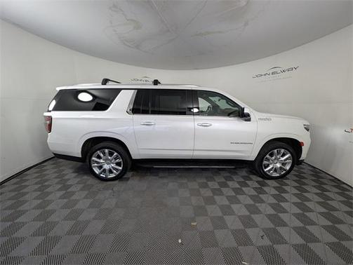 2021 Chevrolet Suburban 4WD High Country