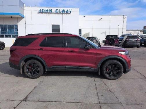 2021 Ford Explorer ST
