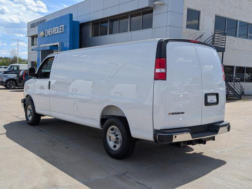 Summit White 2026 Chevrolet Express 2500 Work Van