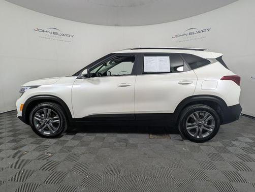 Snow White Pearl 2021 Kia Seltos S