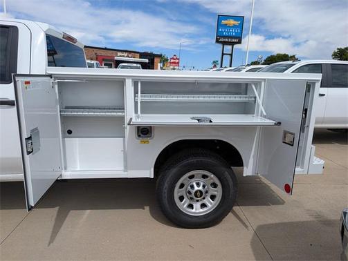 2025 Chevrolet Silverado 3500 WT