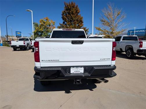 2026 Chevrolet Silverado 2500 Custom