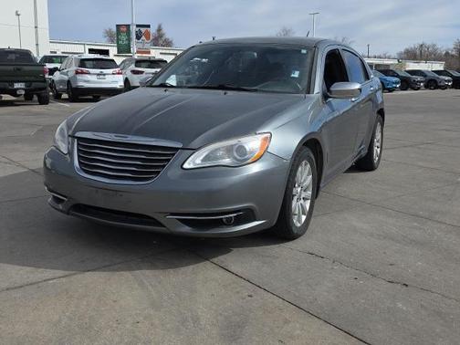 2013 Chrysler 200 Limited