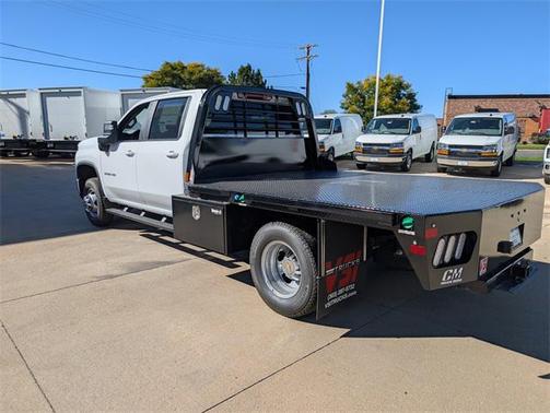 2025 Chevrolet Silverado 3500 LT