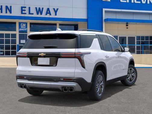 Summit White 2026 Chevrolet Traverse LT