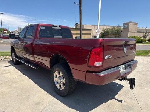 2017 RAM 2500 Big Horn Crew Cab 4x4 8' Box