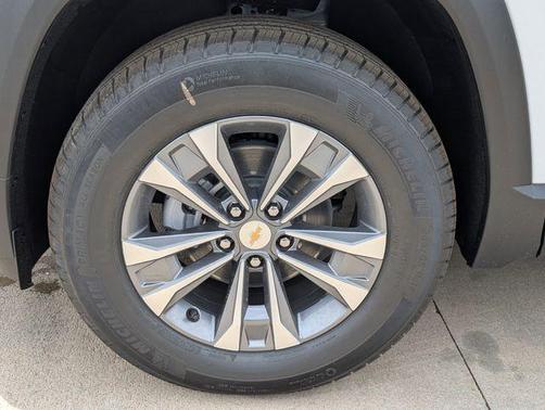Summit White 2026 Chevrolet Equinox 1LT