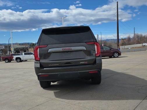 2021 GMC Yukon 4WD AT4