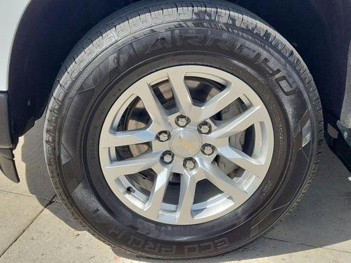 Summit White 2023 Chevrolet Silverado 1500 WT