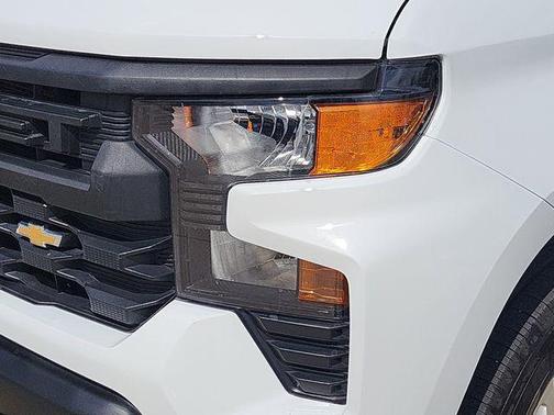 Summit White 2023 Chevrolet Silverado 1500 WT