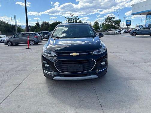 Mosaic Black Metallic 2017 Chevrolet Trax Premier