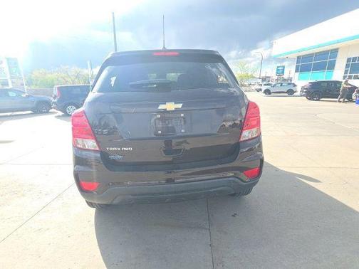 Black Cherry Metallic 2020 Chevrolet Trax LS