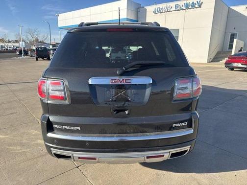 2015 GMC Acadia Denali