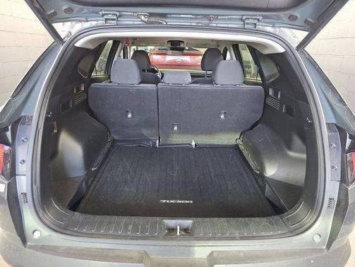 Amazon Gray 2024 Hyundai TUCSON Hybrid Blue