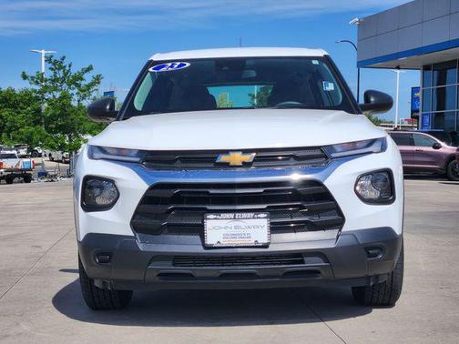 Summit White 2023 Chevrolet Trailblazer LS