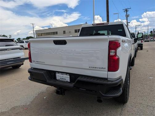 2025 Chevrolet Silverado 2500 Custom