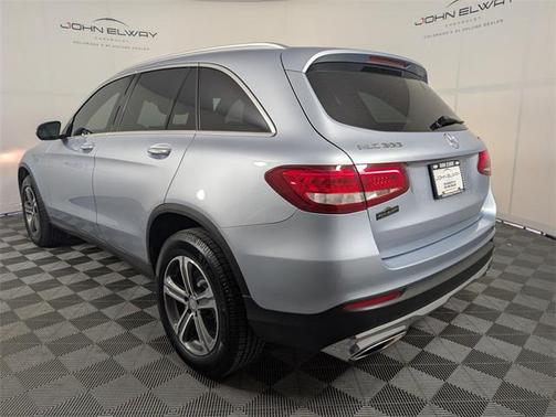 2017 Mercedes-Benz GLC 300 4MATIC