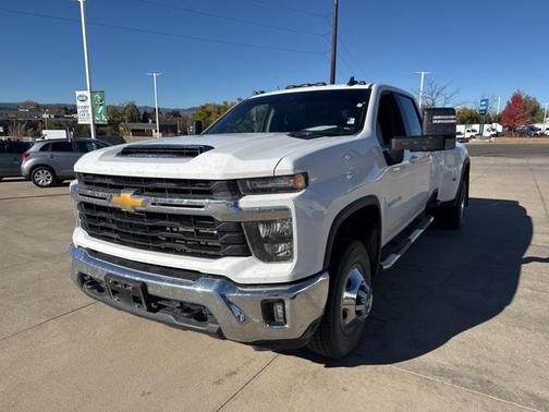 2025 Chevrolet Silverado 3500 LT