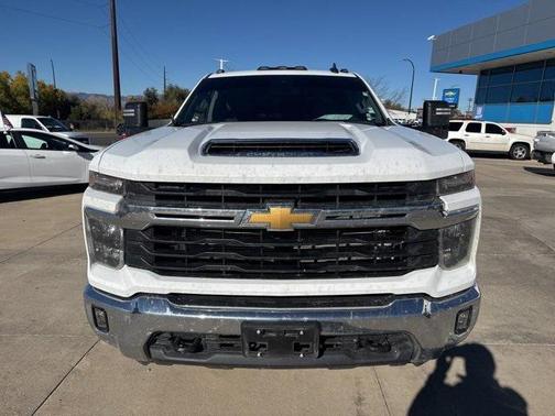 2025 Chevrolet Silverado 3500 LT