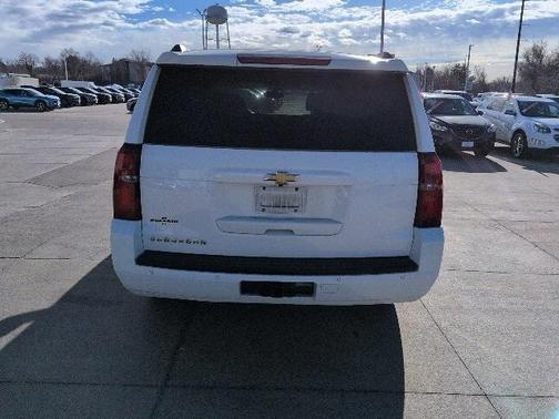 2016 Chevrolet Suburban LS