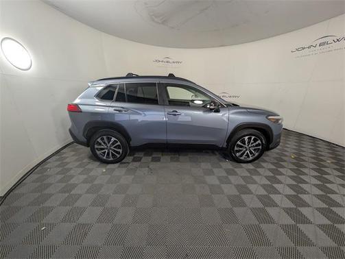 2025 Toyota Corolla Cross XLE