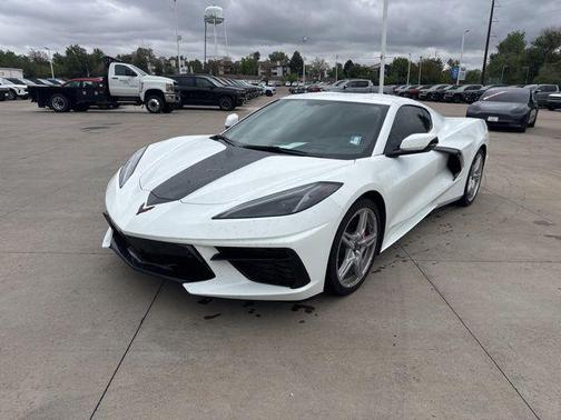 Arctic White 2022 Chevrolet Corvette Stingray w/2LT