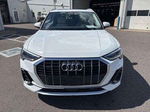 2022 Audi Q3 45 S line Premium Plus