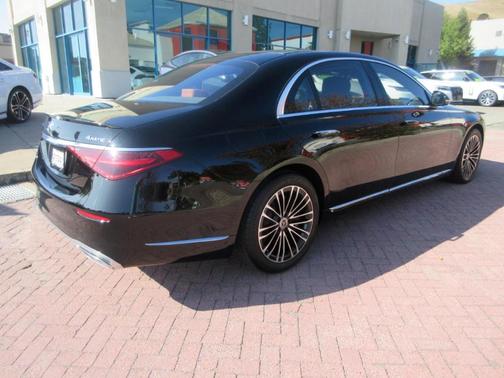 Obsidian Black 2023 Mercedes-Benz S-Class S 500 4MATIC