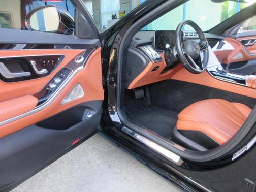 Obsidian Black 2023 Mercedes-Benz S-Class S 500 4MATIC