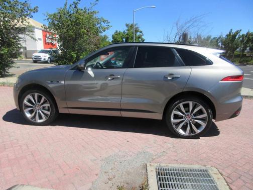 Silicon Silver 2019 Jaguar F-PACE 30t R-Sport