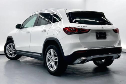 2023 Mercedes-Benz GLA 250 Base