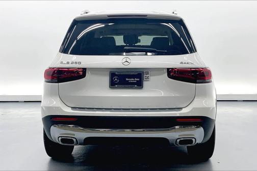 2022 Mercedes-Benz GLB 250 