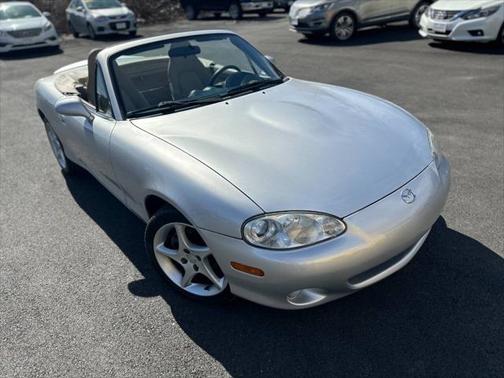 2003 Mazda MX-5 Miata LS
