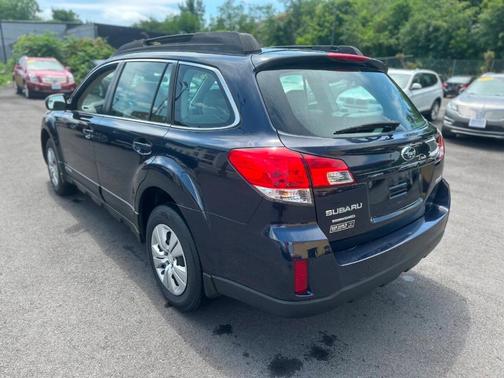 2013 Subaru Outback 2.5i