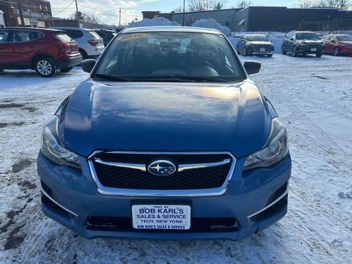 2016 Subaru Impreza 2.0i