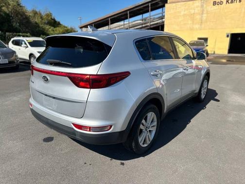 2018 Kia Sportage LX