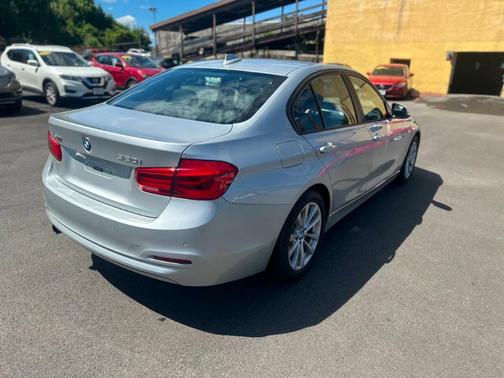 2017 BMW 320 i xDrive