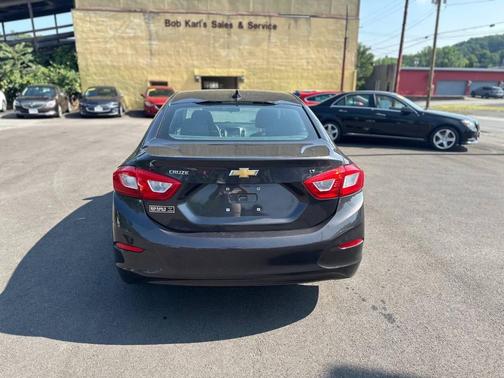 2017 Chevrolet Cruze LT