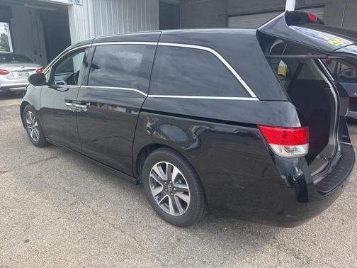 2015 Honda Odyssey Touring