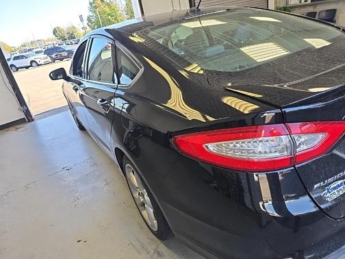 2016 Ford Fusion S