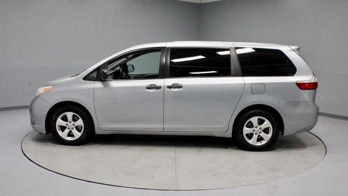 2015 Toyota Sienna L