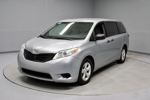 2015 Toyota Sienna L