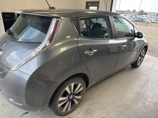 2015 Nissan Leaf SL
