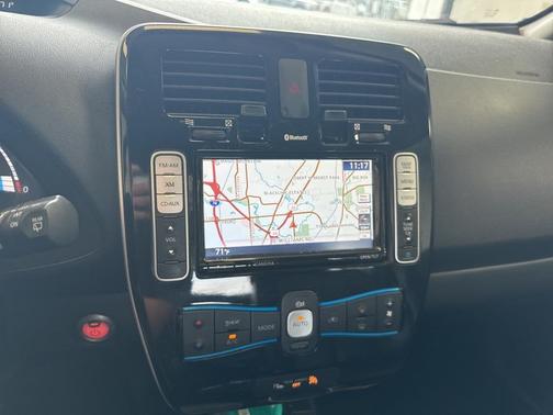 2015 Nissan Leaf SL